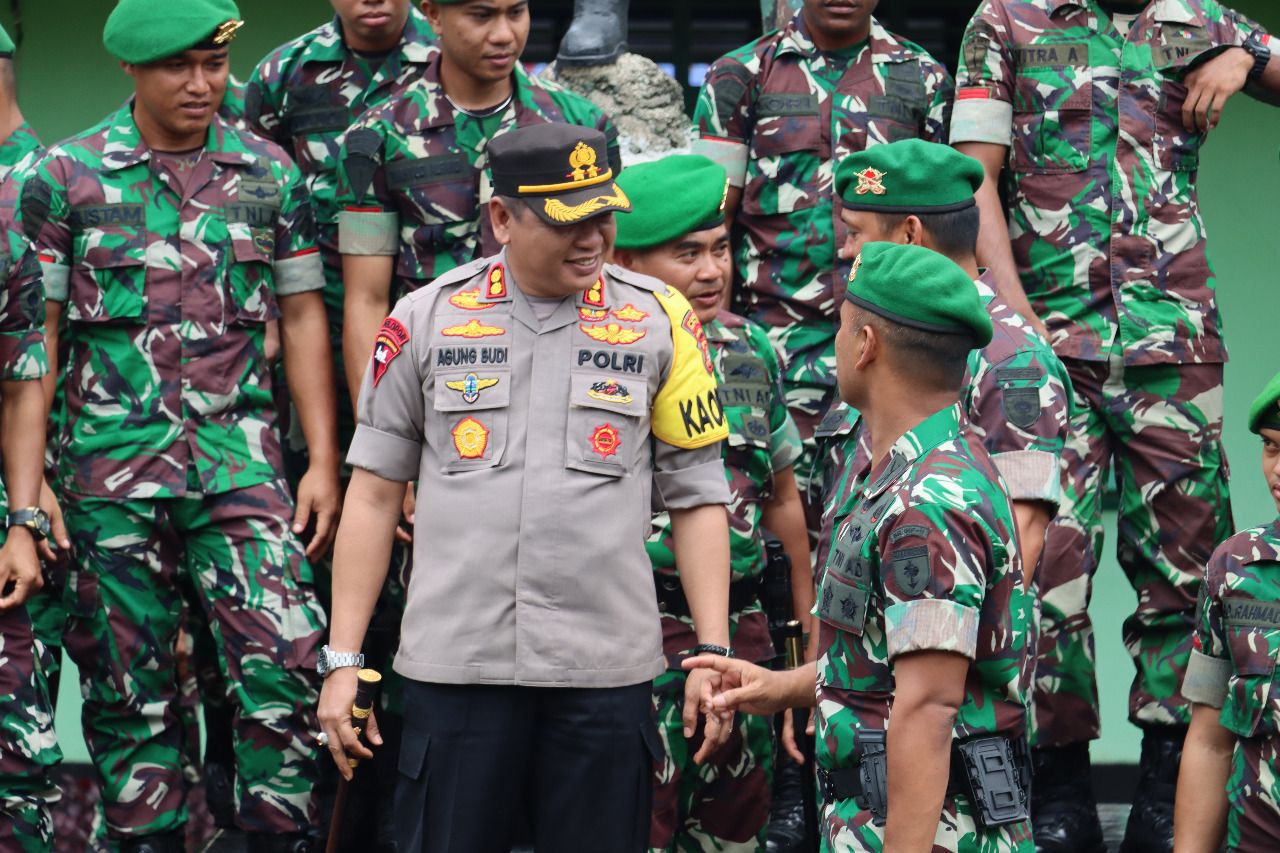 Jalin Silaturahmi Kapolres Polman Kunjungi Markas /Kompi 721 Makkasau Polman