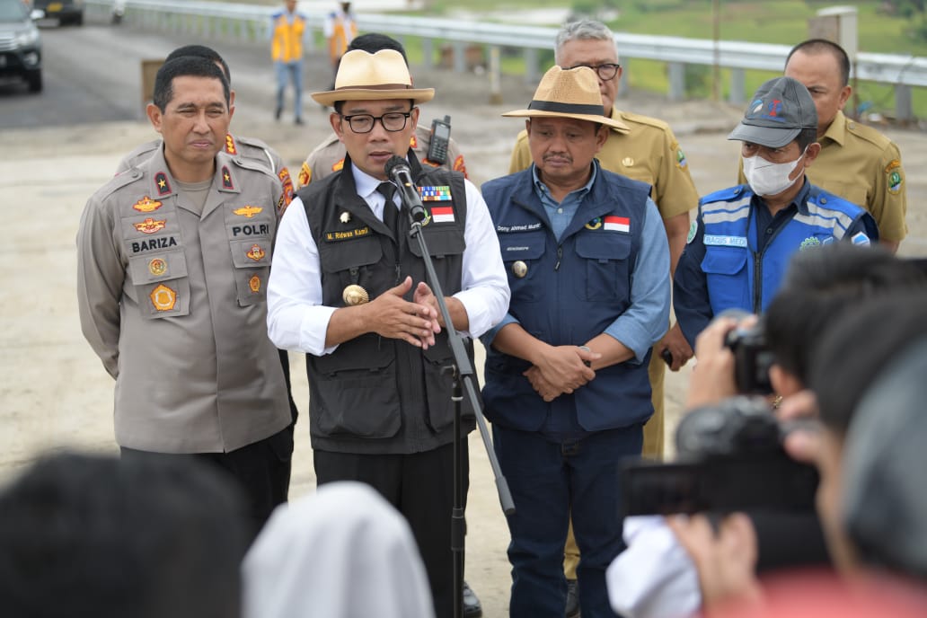 Tinjau Seksi IV Tol Cisumdawu, Ridwan Kamil: Cisumdawu Tembus Cipali untuk Mudik Lebaran