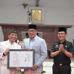 Ridwan Kamil Serahkan Perizinan Pembangunan Gereja Katolik Ibu Teresa di Bekasi