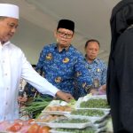 Pemdaprov Gelar Bazar Ramadan dan Baksos, Wagub Uu:Ringankan dan Bahagiakan Masyarakat