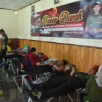 Sinergitas TNI - Polri Kompak Laksanakan Bakti Kesehatan Donor Darah di Kodim 1402 Polman