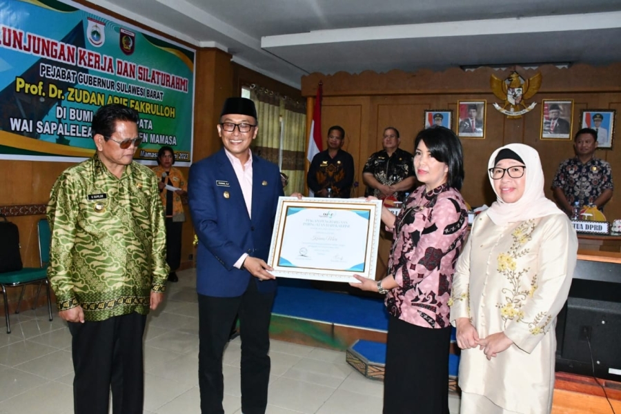 Prof. Zudan: Komunikasi Intensif dan Perkuat Kebersamaan  Prof. Zudan: Komunikasi Intensif dan Perkuat Kebersamaan
