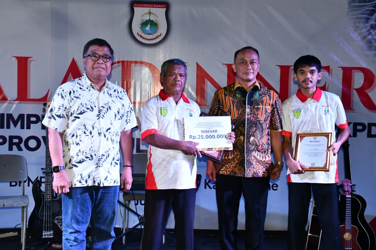 Dua Putra Kebanggaan Sulbar Terima Penghargaan Atas Prestasi di Bidang Olahraga