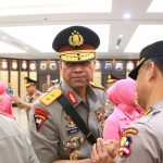 Irjen Pol. Drs. R. Adang Ginanjar S., M.M. Resmi Jabat Kapolda Sulbar Irjen Pol. Drs. R. Adang Ginanjar S., M.M. Resmi Jabat Kapolda Sulbar