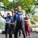 Kapolda Sulbar Irjen Pol Drs. R. Adang Ginanjar: Sehat Itu Mahal Kapolda Sulbar Irjen Pol Drs. R. Adang Ginanjar: Sehat Itu Mahal
