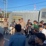 Polresta Mamuju Kawal Aksi Solidaritas HMI Terkait Adanya Kader HMI Berselisih Dengan Karyawan Mandala Finance Di Gowa Sulsel Polresta Mamuju Kawal Aksi Solidaritas HMI Terkait Adanya Kader HMI Berselisih Dengan Karyawan Mandala Finance Di Gowa Sulsel