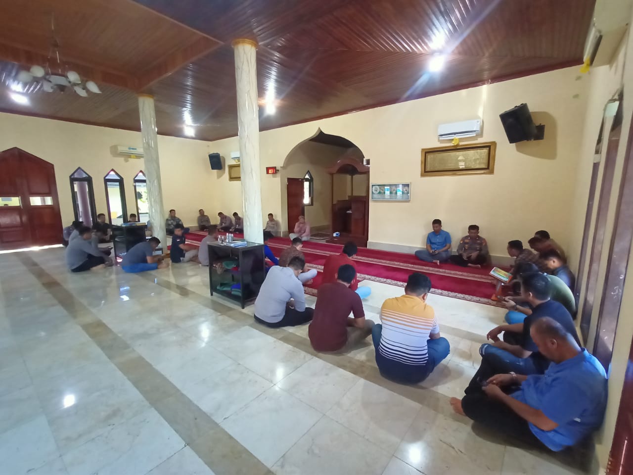 Bentuk Kharakter Personel, Polres Pasangkayu Rutin Laksanakan Binrohtal. Bentuk Kharakter Personel, Polres Pasangkayu Rutin Laksanakan Binrohtal.