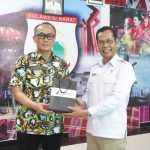 Pj Gubernur Sulbar Ajak Masyarakat Cerdas Pilih Obat dan Makanan Pj Gubernur Sulbar Ajak Masyarakat Cerdas Pilih Obat dan Makanan