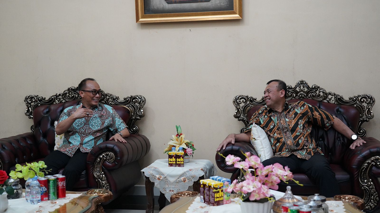 Kapolda dan PJ. Gubernur Siap Bersinergi Bangun Sulbar Lebih Baik Kapolda dan PJ. Gubernur Siap Bersinergi Bangun Sulbar Lebih Baik