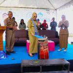 Sutinah Janji Tahun Depan Insentif Kader Posyandu Akan Ditingkatkan Sutinah Janji Tahun Depan Insentif Kader Posyandu Akan Ditingkatkan