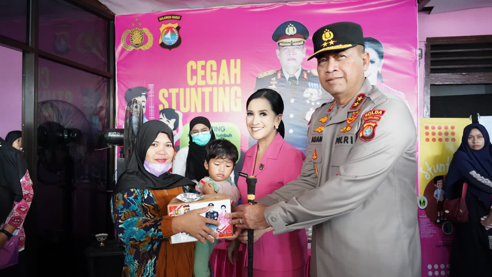 Kolaborasi Harmonis Polda Sulawesi Barat dalam Penurunan Stunting Kolaborasi Harmonis Polda Sulawesi Barat dalam Penurunan Stunting