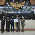 Jabatan Ridwan Kamil - Uu Ruzhanul Ulum Berakhir 5 September 2023 DPRD Jabar Umumkan Pengusulan Pemberhentian