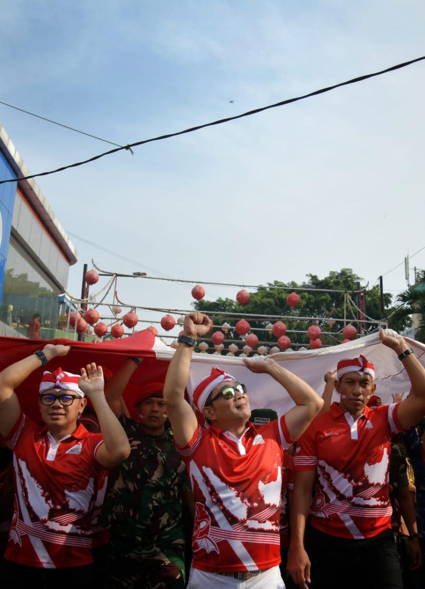 Festival Merah Putih, Ridwan Kamil Gabung Mengarak Bendera