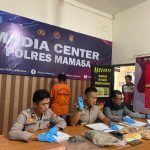 Polres Mamasa Press Release Kasus Persetubuhan Terhadap Anak Kandung. Polres Mamasa Press Release Kasus Persetubuhan Terhadap Anak Kandung.