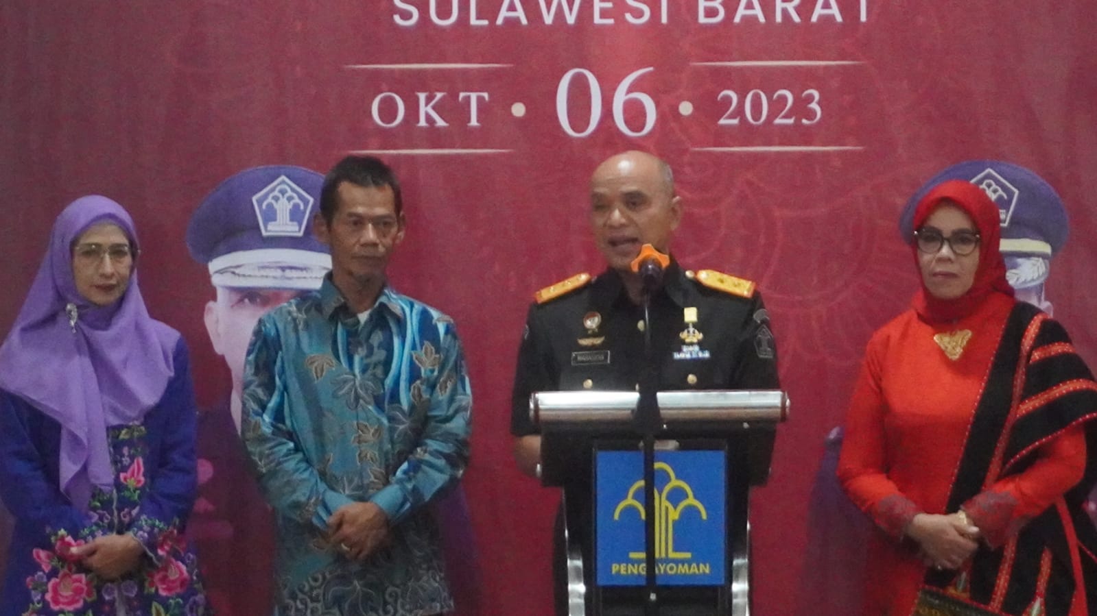 Marasidin Memperkenalkan diri dan Memohon Restu dan Bimbingan.