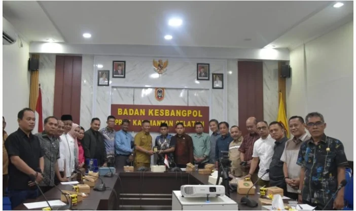 Tim Banggar DPRD Sulbar Bahas Anggaran Pilkada 2024