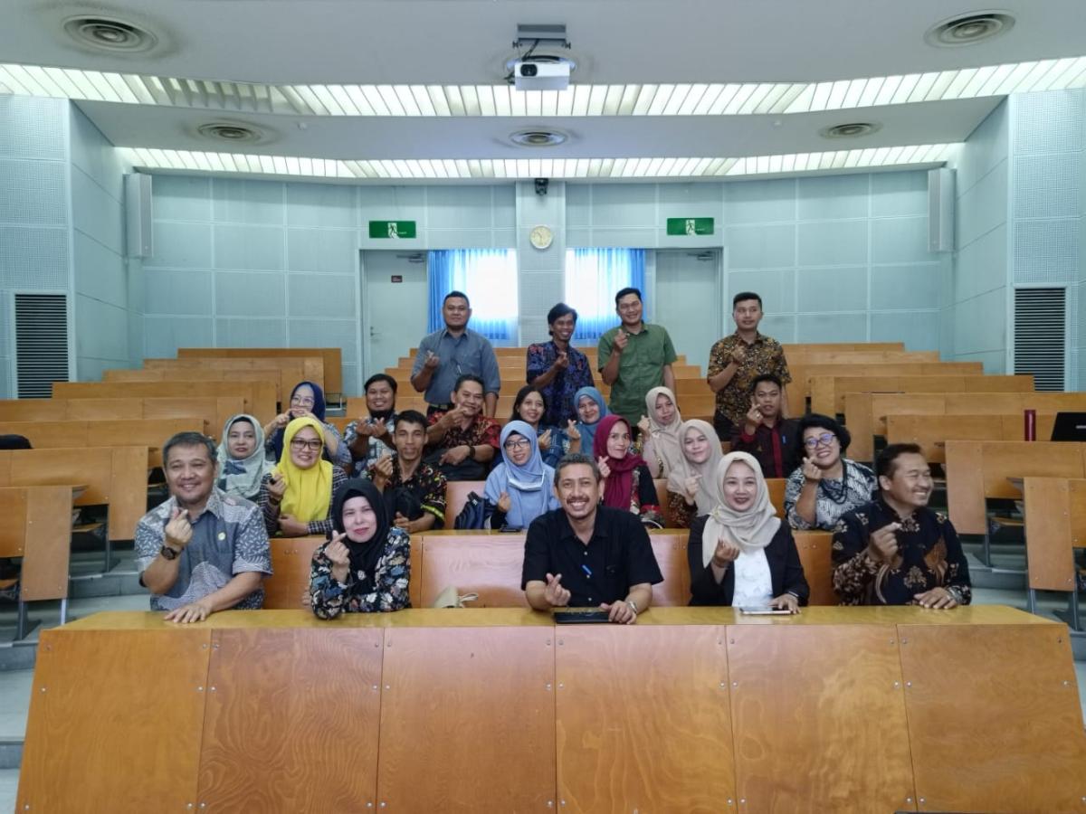 Diskominfo Sulbar Studi Komparasi di STMM Yogyakarta