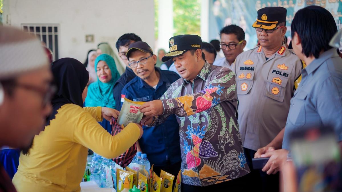 Kapolresta Mamuju Hadiri Gelaran Pasar Murah Di Lapangan Ahmad Kirang Mamuju