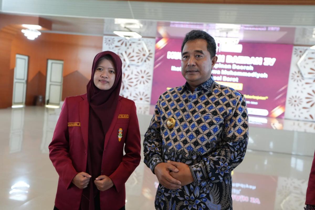 PJ Gub Sulbar Bahtiar Beri Motivasi kepada Mahasiswa,