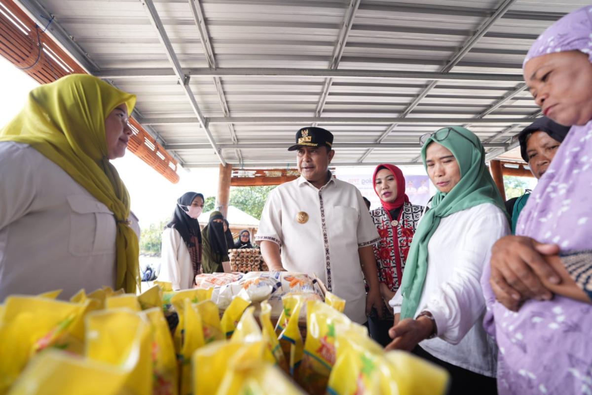 Warga Nelayan Sambut Antusias Pasar Murah