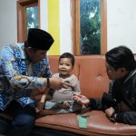 Kunjungi Athala, bocah penderita ginjal di Polman, Pj Bahtiar "Semangat Nak, Saya Akan Urus Hingga Sembuh"!