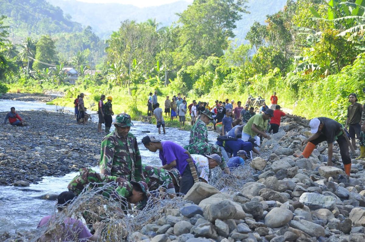 TMMD Ke- 121 Kodim 1402/Polman, Sasar Normalisasi Sungai