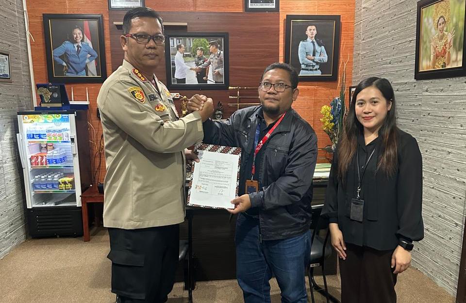 Polresta Mamuju Dan PT. Telkom Tanda Tangan Kontrak Kerjasama