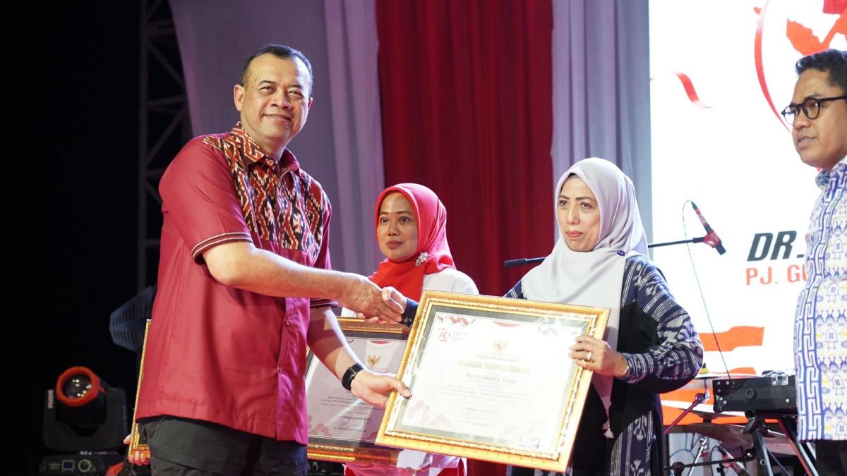 Kapolda Sulbar Hadiri Malam Resepsi Kenegaraan di Anjungan Pantai Manakarra Mamuju