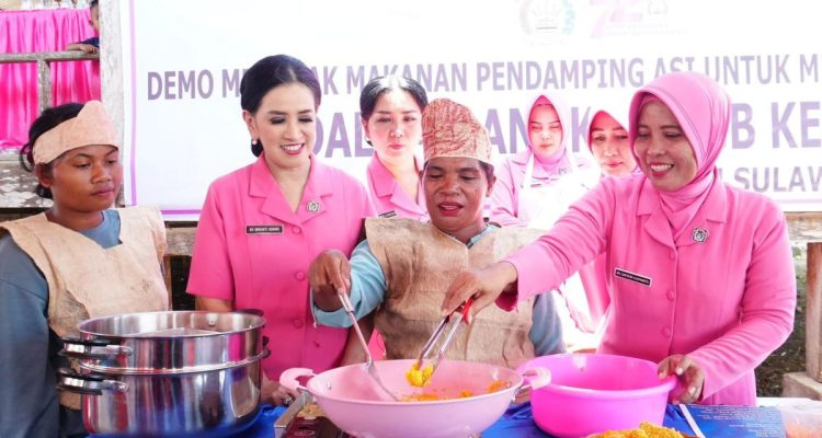 Bhayangkari Sulbar Gelar Demo Masak Nugget Ikan Kembung 