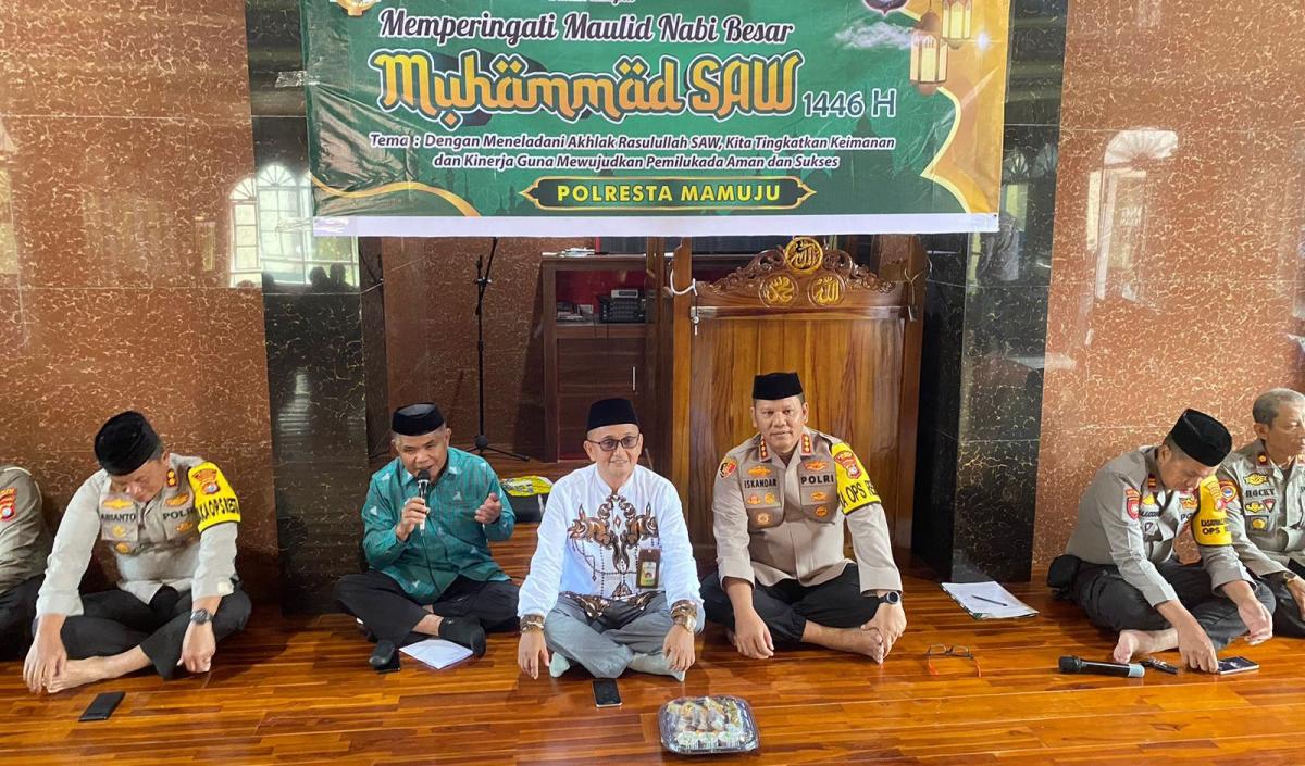 Polresta Mamuju Gelar Peringatan Maulid Nabi Muhammad SAW