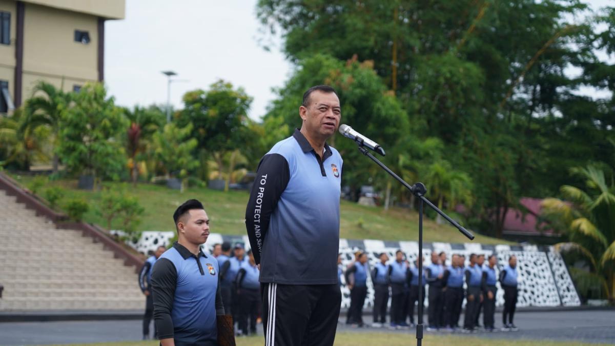 Kapolda Sulbar  Pimpin Apel Rutin Kesiapan Pelaksanaan Tugas