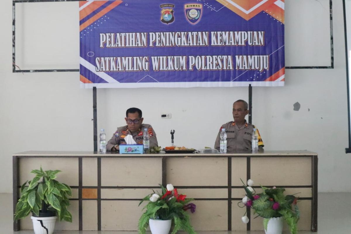 Satuan Binmas Polresta Mamuju Pelatihan Kemampuan Satuan Keamanan Linglungan