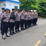 Personil Polresta Mamuju Amankan Lima Titik Aksi Unjuk Rasa di Mamuju Personil Polresta Mamuju Amankan Lima Titik Aksi Unjuk Rasa di Mamuju