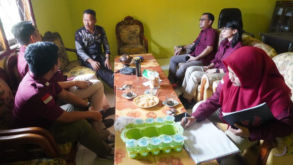 Kemenkumham Sulbar Periksa Dokumen Imigrasi WNA di Mamuju Tengah