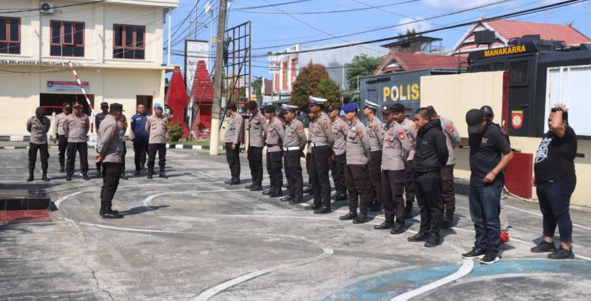 Personil Polresta Mamuju Gelar Apel Siaga OMP