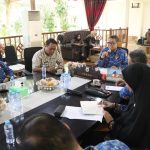 Sekprov Sulbar Pimpin Rapat Penjelasan Status Tanah Gedung Farmasi Sekprov Sulbar Pimpin Rapat Penjelasan Status Tanah Gedung Farmasi