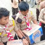 Polsek Tommo dan Saka Bhayangkara Salurkan Bansos di Leling Polsek Tommo dan Saka Bhayangkara Salurkan Bansos di Leling