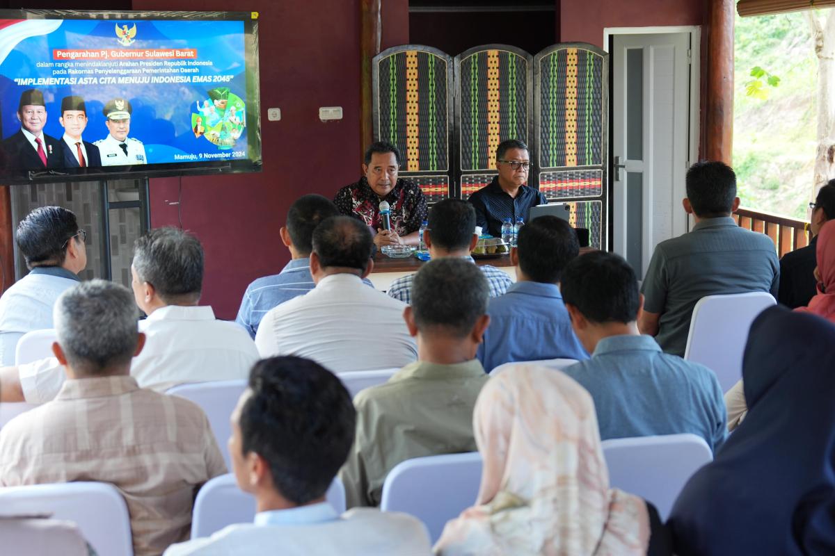 Tindaklanjuti Arahan Prabowo, Pj Bahtiar Kumpulkan Kepala OPD Sulbar