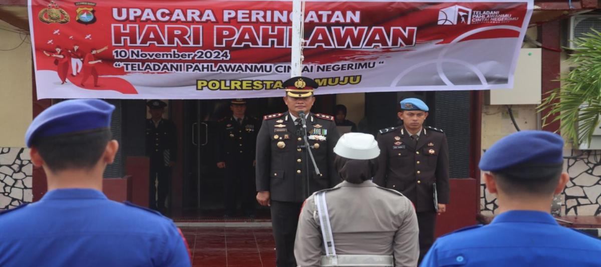 Polresta Mamuju  Upacara Peringatan Hari Pahlawan ke-79