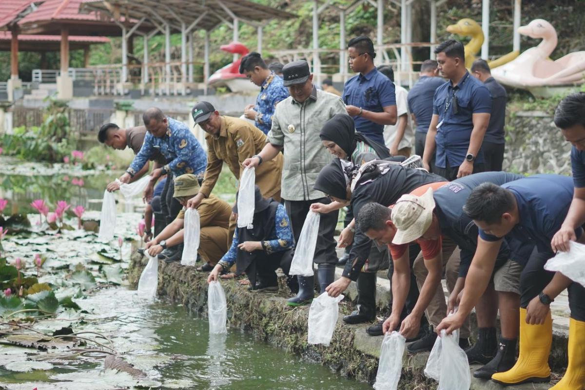 Wisata Bukit Jati Gentungan Pusat Edukasi Sektor Perikanan