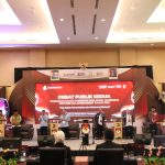 KPU Sulbar Sukses Gelar Debat Putaran Kedua Paslon Pilkada Sulbar KPU Sulbar Sukses Gelar Debat Putaran Kedua Paslon Pilkada Sulbar