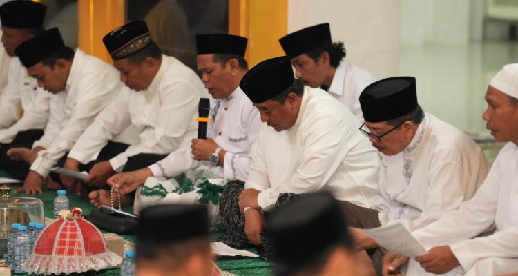 Pemprov dan Kemenag Sulbar Doa dan Dzikir Bersama