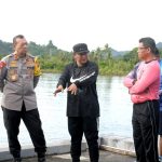 Kapolda Sulbar Serahkan Bantuan Bus Bekas untuk Terumbu Karang Kapolda Sulbar Serahkan Bantuan Bus Bekas untuk Terumbu Karang