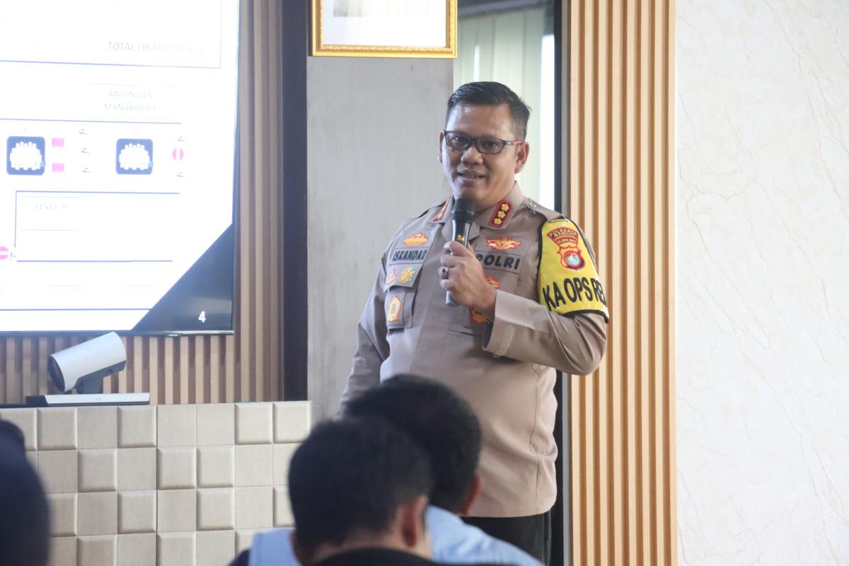 Kapolresta Mamuju Hadiri Rakor Kesiapan Pengamanan Debat Paslon Pikada Sulbar