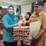 Pemprov Bersama PKK Sulbar Salurkan Bantuan Cegah Stunting di Mateng