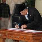 Bahtiar Baharuddin Lantik Amujib Sebagai Pj Sekprov Sulbar Bahtiar Baharuddin Lantik Amujib Sebagai Pj Sekprov Sulbar