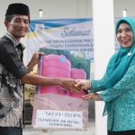 PKK Sulbar Serahkan Bantuan Sarana Prasarana Air Bersih di Pasangkayu PKK Sulbar Serahkan Bantuan Sarana Prasarana Air Bersih di Pasangkayu