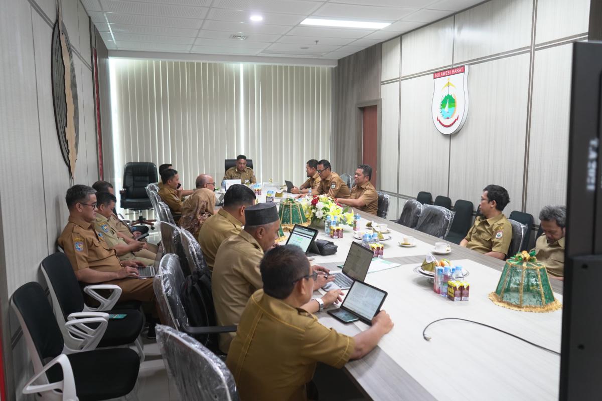 Tingkatkan Pelayanan Sosial Pemprov Bahas Akses Jalan Daerah