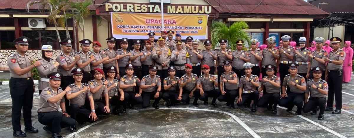 Kapolresta Mamuju Pimpin  Korps Raport Kenaikan Pangkat Personil Polresta Mamuju