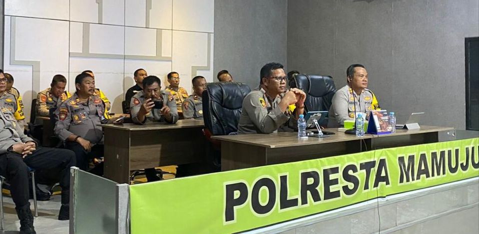 Kapolresta Mamuju Pimpin Anev Kinerja Dan Rilis Penanganan Kasus Tindak Pidana Selama Tahun 2024